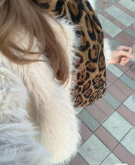 Vintage Leopard Print Scarf – Elegant & Versatile Neck Wrap