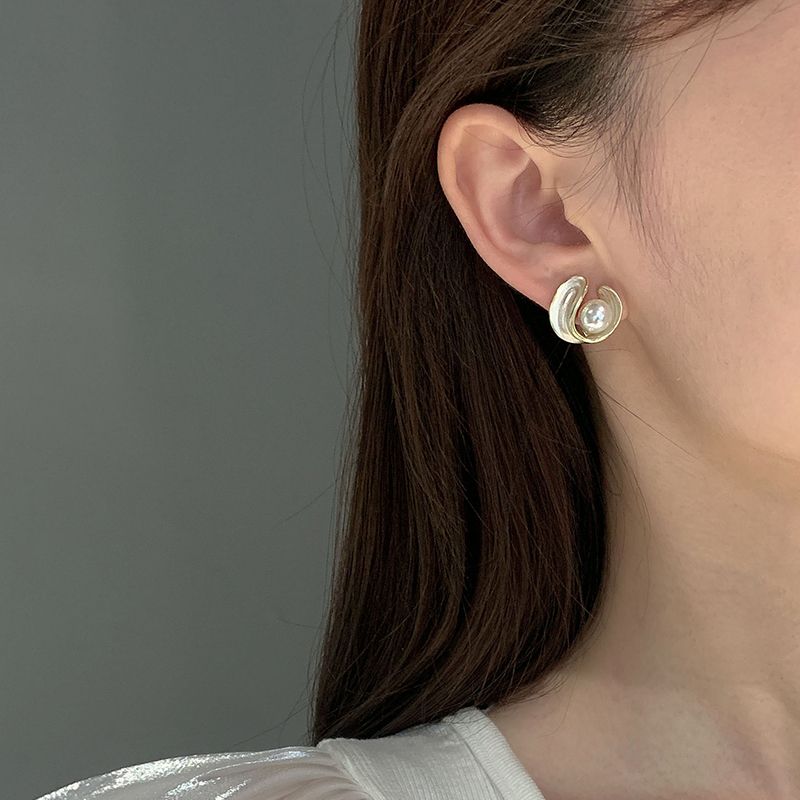 French retro pearl earrings new high-end earrings