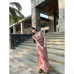 French pink slim-fit pleated printed U-neck dress with elegant waist a long dress