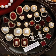 Pearl Stud Earrings Set - Unique Lightweight Luxury Design