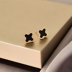 Titanium Steel Roman Numeral Stud Earrings – Niche Luxury Design, High-End Fashion Earrings