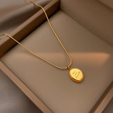 Light Luxury Letter Necklace - Titanium Steel Elegant Clavicle Chain
