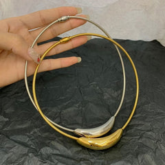 Minimalist Curved Tube Titanium Steel Choker – Fade-Resistant Metal Statement Necklace