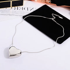 Double-Sided Heart Titanium Steel Necklace – Light Luxury Clavicle Chain