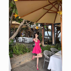 Square Neck Sleeveless Dress – Elegant Short Dress with Bow Detail and Slim Fit