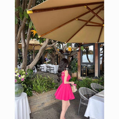 Square Neck Sleeveless Dress – Elegant Short Dress with Bow Detail and Slim Fit