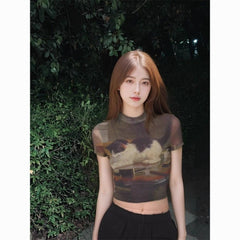 Vintage Cat Print Slim Fit T-Shirt – Short High Neck Crop Top for Women