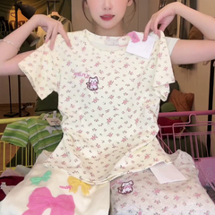 Floral Cat Embroidered Square-Neck Top – Women’s Slim Fit Sweet Short Sleeve Blouse