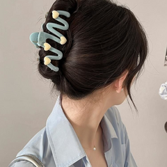 Heart-Shaped Hair Claw Clip - Elegant Large Shark Clip for Updos