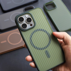 Corrugated Magnetic Phone Case – Convex Grating Protective Cover with MagSafe Compatibility