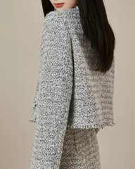 Vintage Tweed Cropped Jacket – Elegant Slim-Fit Petite-Friendly Woven Outerwear