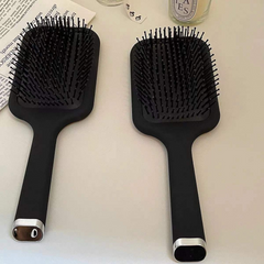 Minimalist Black Air Cushion Hairbrush – Anti-Static Paddle Comb for Women