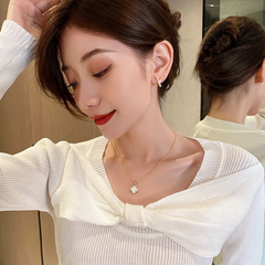 Elegant Four-Leaf Clover Titanium Steel Necklace – Light Luxury & Minimalist Design