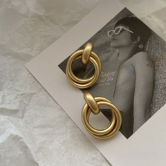 Baroque Metal No-Hole Ear Clips for Women | Exaggerated INS Style Round Hoop Earrings