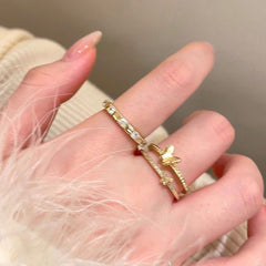 Round Pig Nose Open Ring for Women – Fashionable Statement Finger Ring