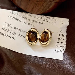 Amber Layered Gold Sweater Necklace for Women – Elegant Fall Winter Fashion Jewelry