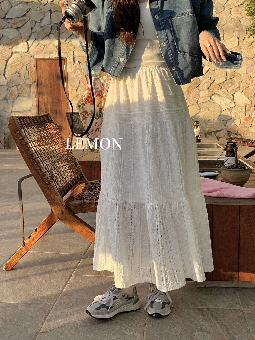 Korean textured white high-waisted long umbrella skirt, pear-shaped  A-line skirt