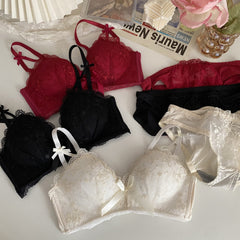 New Style Girls’ Latex Lace Bra Set – Wire-Free, Gathered, Seamless, Comfortable Underwear