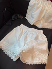 White Lace Trim Patchwork Casual Shorts for Women
