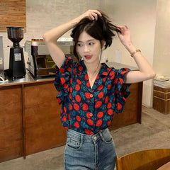 Retro Floral Ruffled Shirt for Women – Loose Fit Temperament Top with Small Flying Sleeves