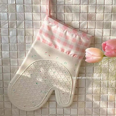 Korean Style Pink Checkered Cotton-Padded Silicone Gloves - Non-Slip, Heat-Resistant, Microwave Safe, Anti-Scald