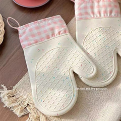 Korean Style Pink Checkered Cotton-Padded Silicone Gloves - Non-Slip, Heat-Resistant, Microwave Safe, Anti-Scald