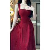 Elegant Red French-Style Hepburn Spaghetti Strap Dress – Slim Fit Long Dress with Square Neck