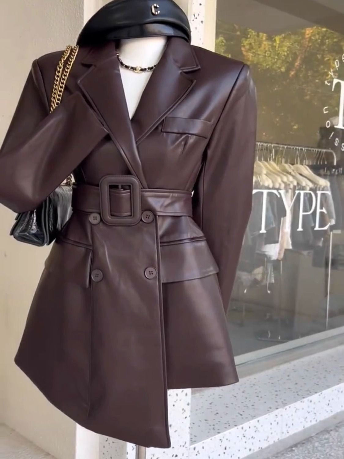 Retro Chic Leather Jacket: Women's Royal Sister-Style High-End Trendy Waist Suit