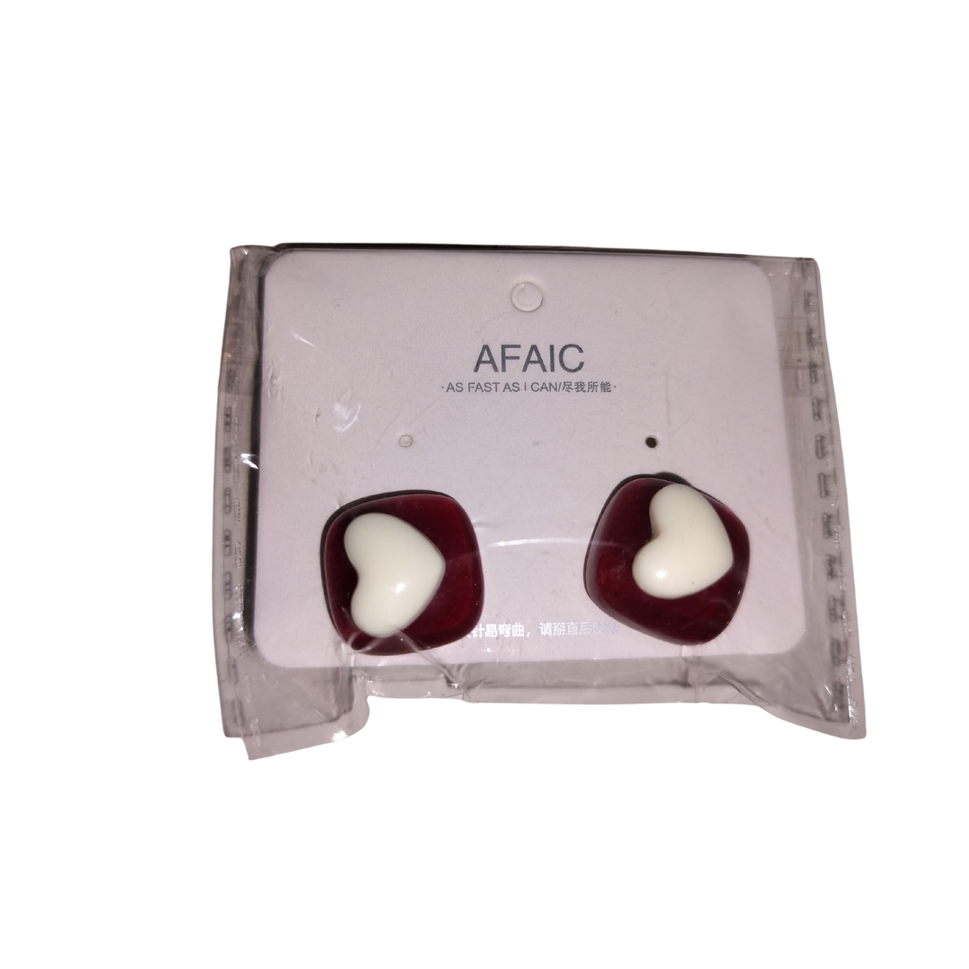 Pearl Stud Earrings Set - Unique Lightweight Luxury Design