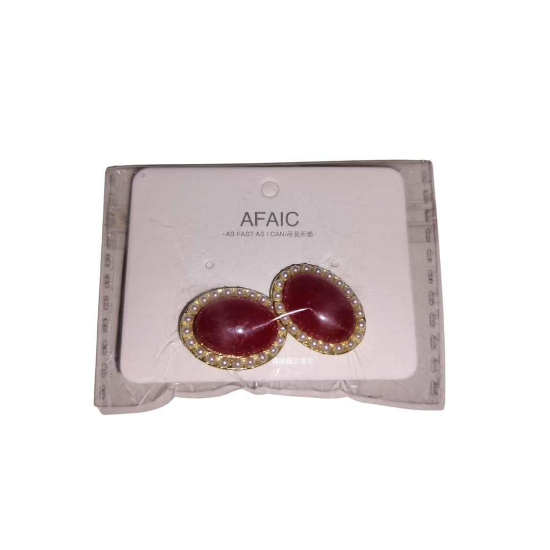 Pearl Stud Earrings Set - Unique Lightweight Luxury Design