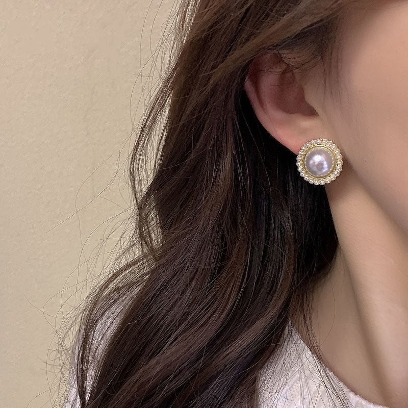 Korean internet celebrity light luxury retro small fragrance high-end pearl earrings