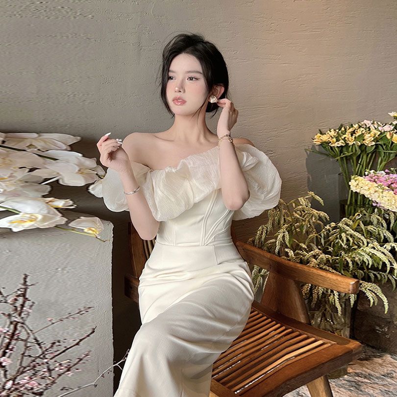 French elegant off-shoulder slim-fitting hip high-end seaside vacation dress