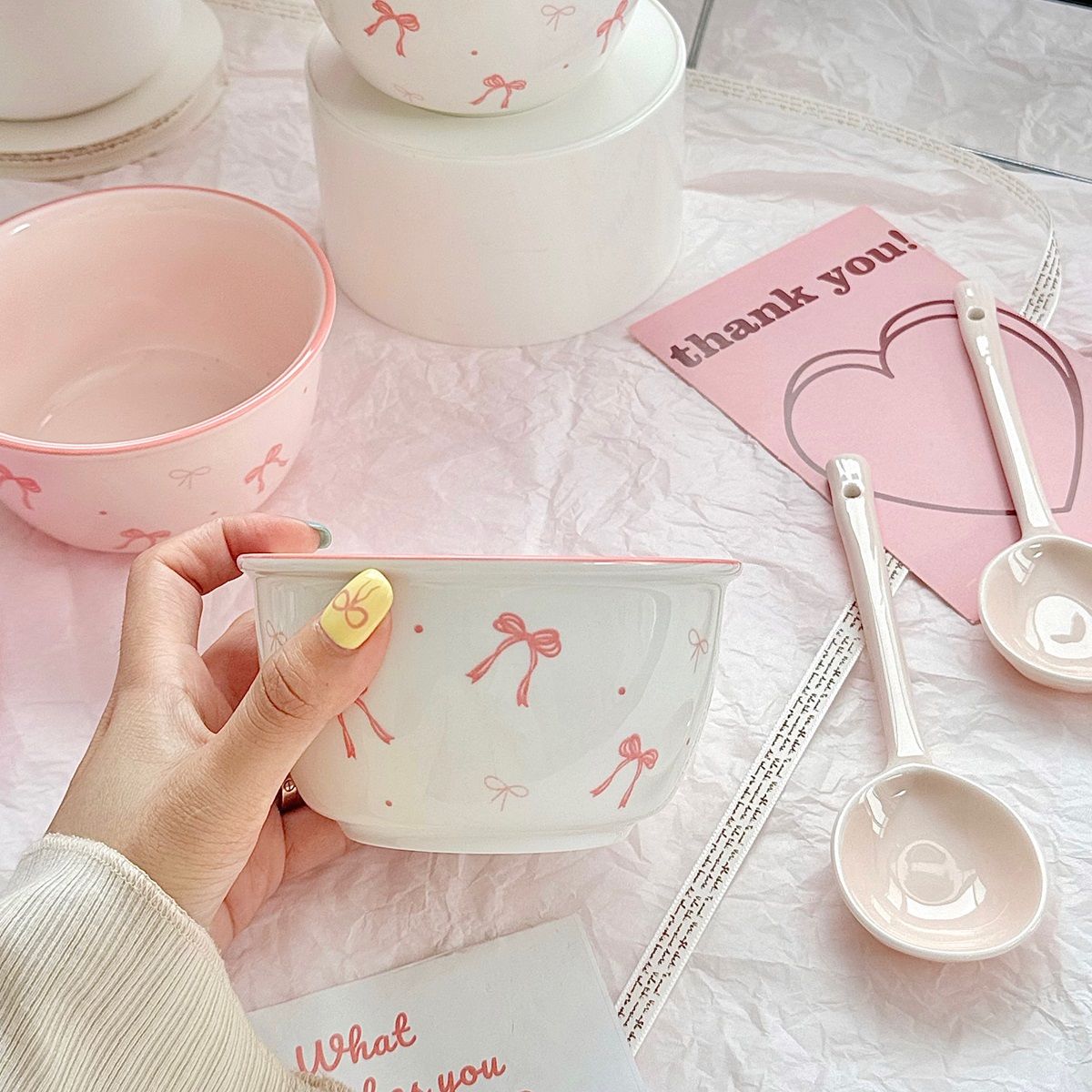 Bowknot Ceramic Bowl and Spoon Set with Under-Glaze Design – High-Quality, Cute Tableware for Meals and Desserts