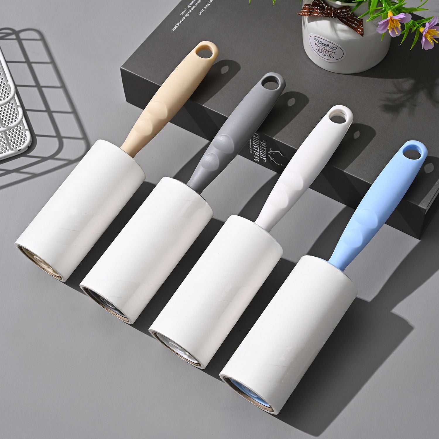Standing Lint Roller – Pet Hair & Dust Remover with Tearable Sticky Rolls