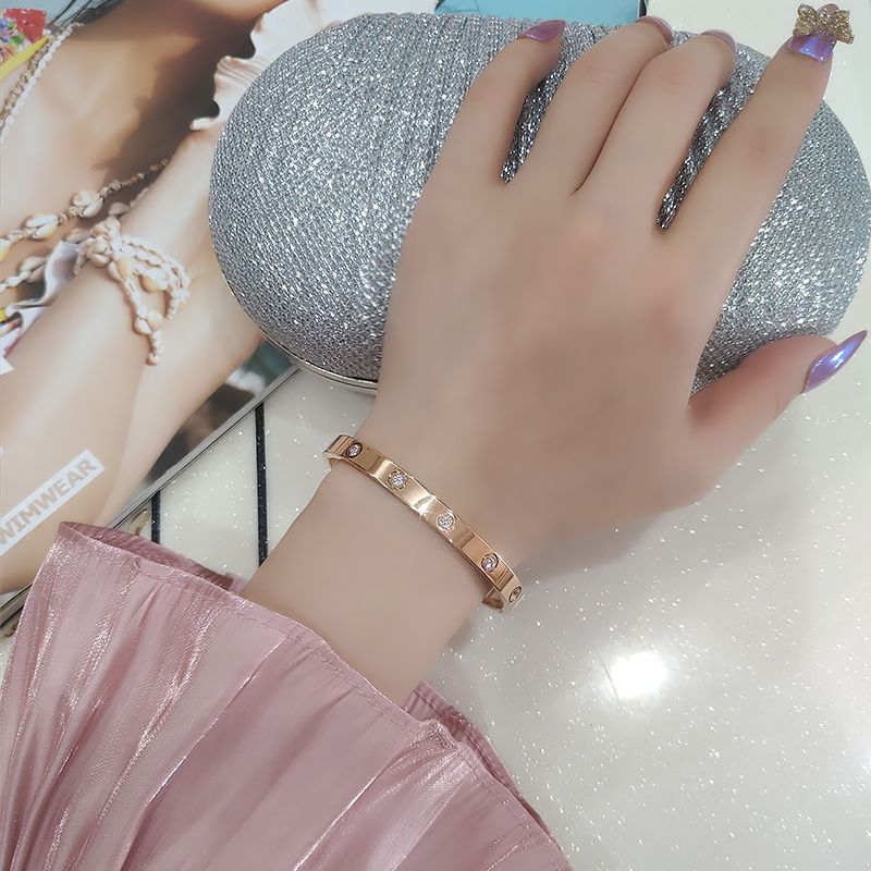 Titanium Steel Non-Fading Rhinestone Bracelet for Women – Rose Gold Oval Design, Trendy Ins Accessory