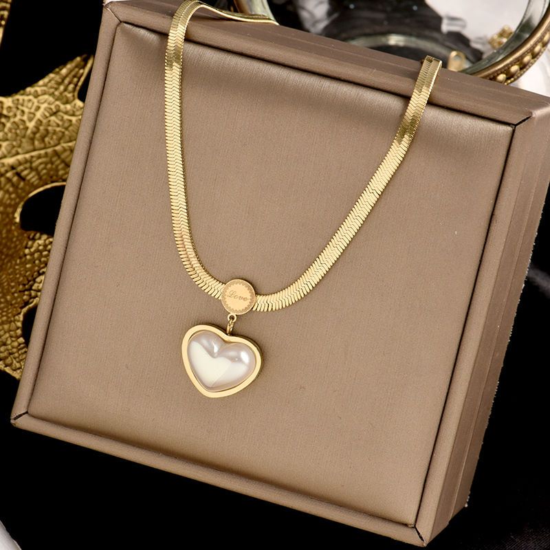Vintage Pearl Necklace - Tarnish-Free Titanium Steel Light Luxury Jewelry
