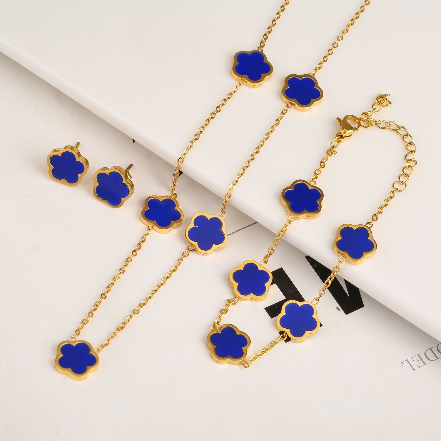 Titanium Steel Five-Petal Flower Jewelry Set – Earrings, Bracelet & Necklace