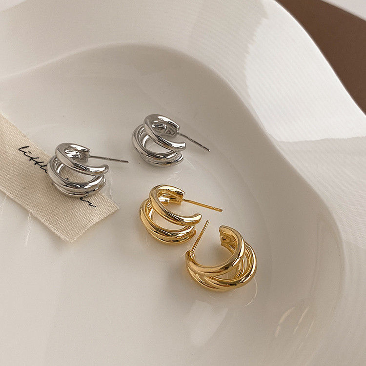 Minimalist Clip-On Hoop Earrings – No Piercing, Pain-Free Silver Hoops