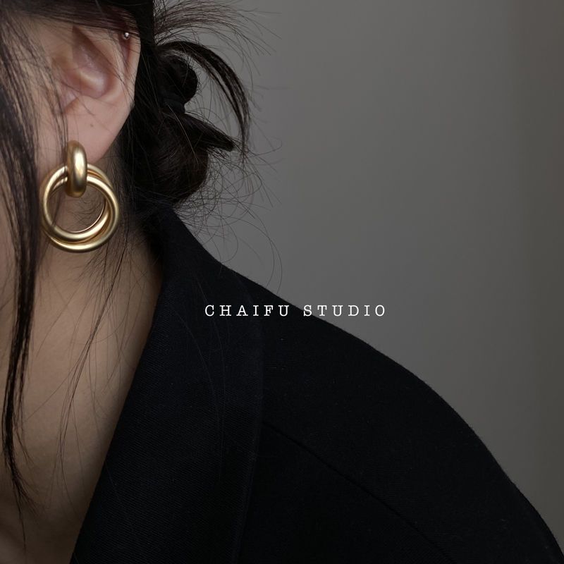 Baroque Golden Clip-On Hoop Earrings