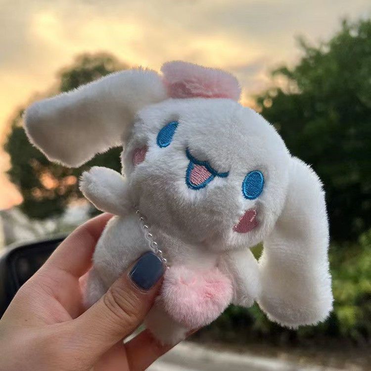 Adorable Cinnamoroll Plush Keychain – Fluffy Bag & Key Pendant