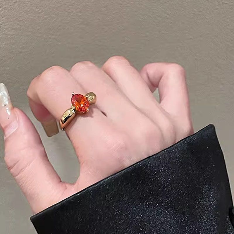 Vintage Wide Band Rhinestone Ring – Brushed Retro Statement Ring for Women