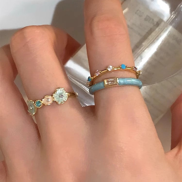Blue Enamel Mother-of-Pearl Ring – Light Luxury Summer Statement Ring for Women