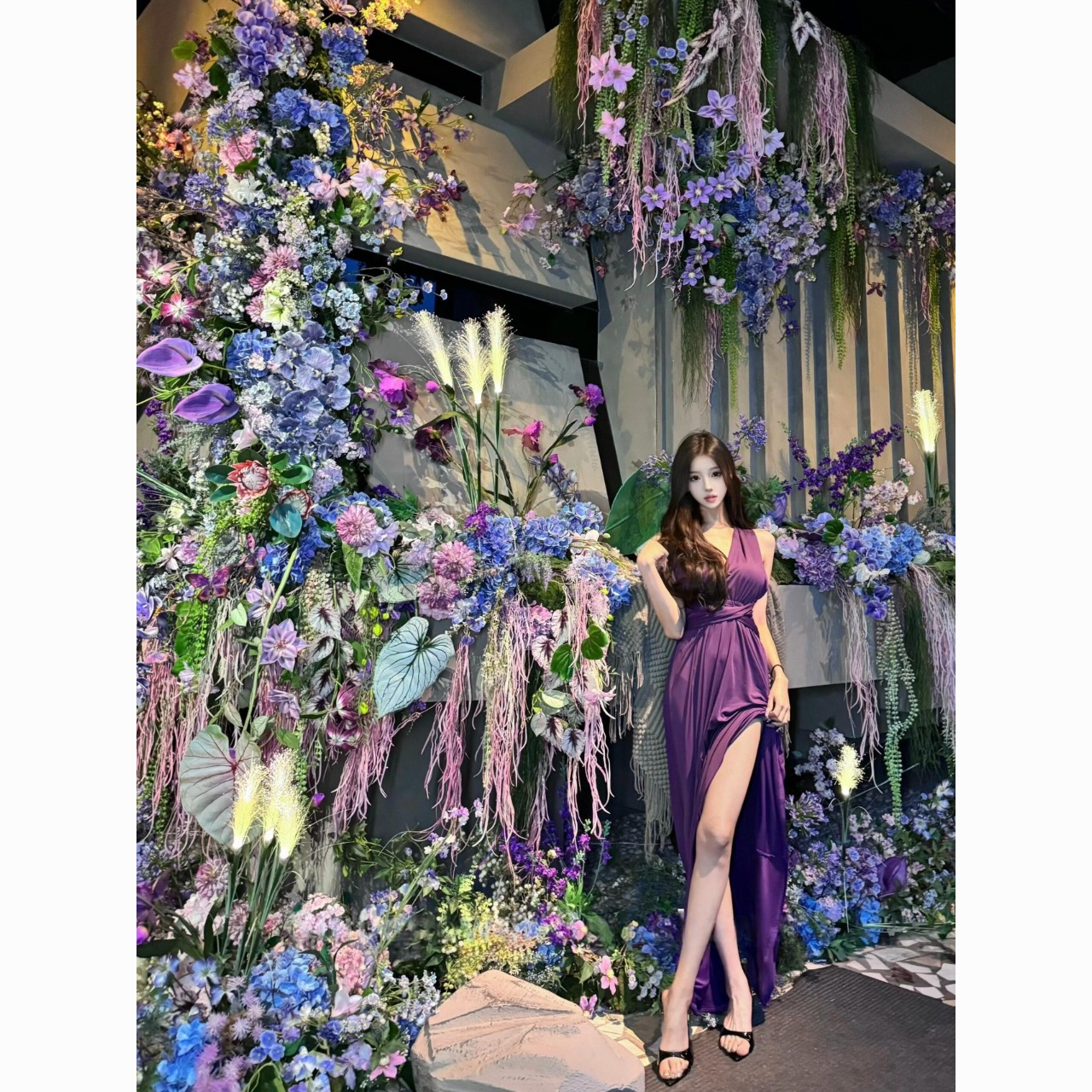 Elegant Purple Backless Halter Evening Dress – Long Tie-Back Gown for Birthdays & Engagement Parties
