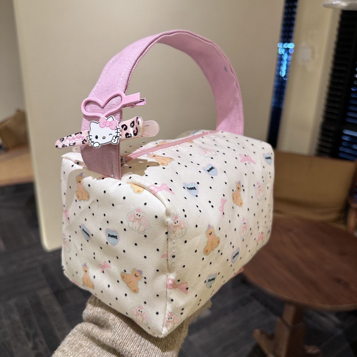 Hello KittyTravel  Bag – Large-Capacity Makeup Organizer with Handle