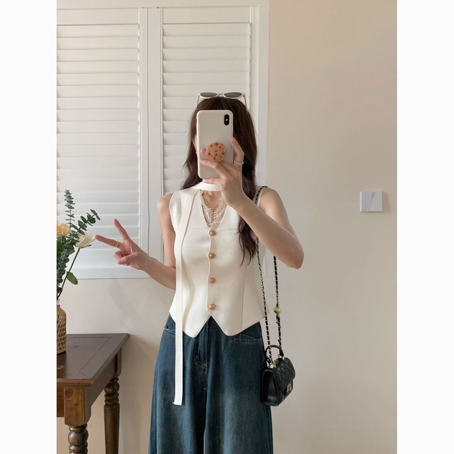 French Irregular Sleeveless Knit Cardigan – Lace Stitching Cropped Top for Women