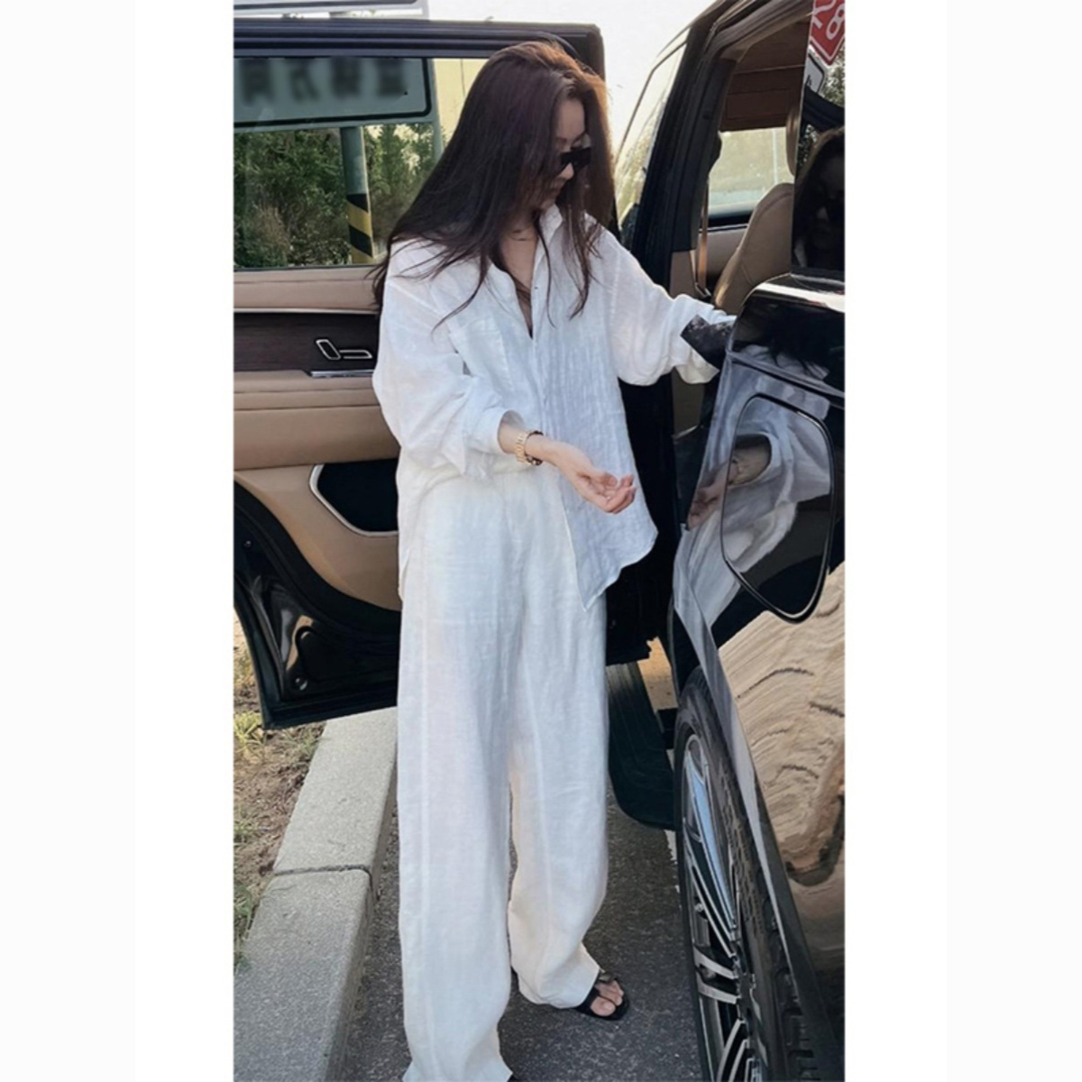 Elegant Plus Size White Two-Piece Set – Flattering Shirt & Pants for Women