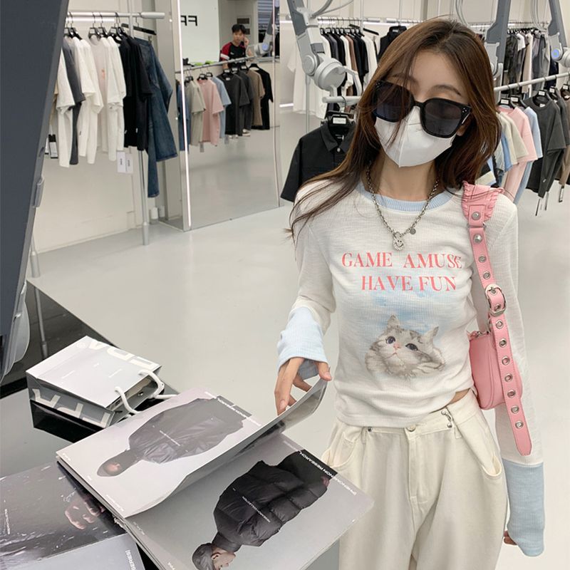Cat Print Colorblock Long Sleeve T-Shirt – Slim Fit Cropped Tee for Women