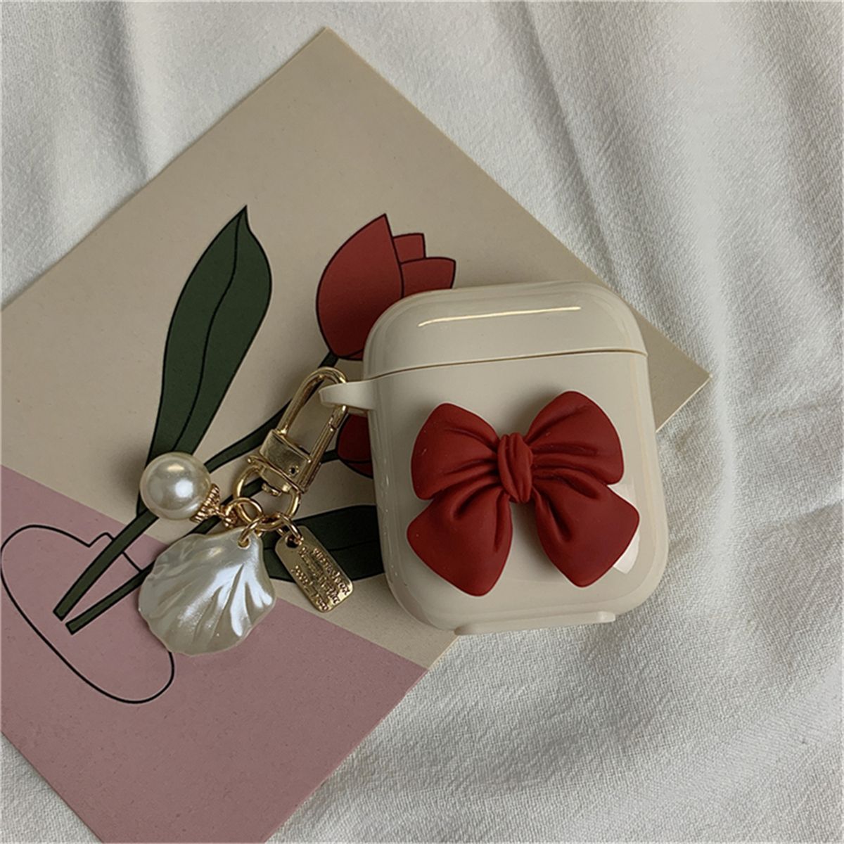 Princess Bow Pearl Shell Wireless Earbuds Case