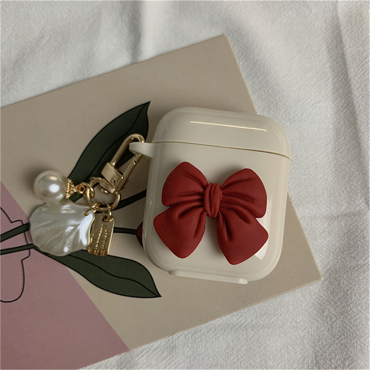 Princess Bow Pearl Shell Wireless Earbuds Case