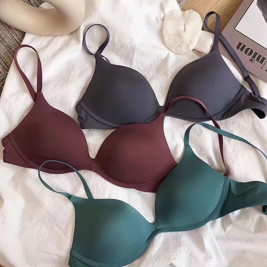 Japanese Seamless Wireless Bra – Lightweight One-Piece Commuter Bra for Small Chest, All-Season Comfort